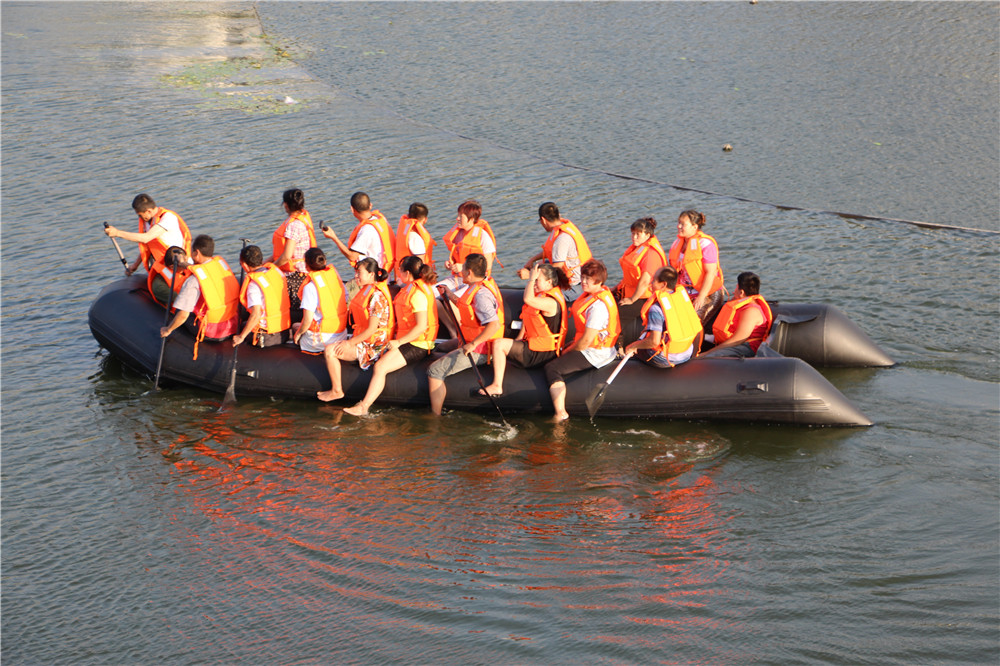 700 Size Large Multicolor Infl - Fishing Boat Inflatable 评论和价格